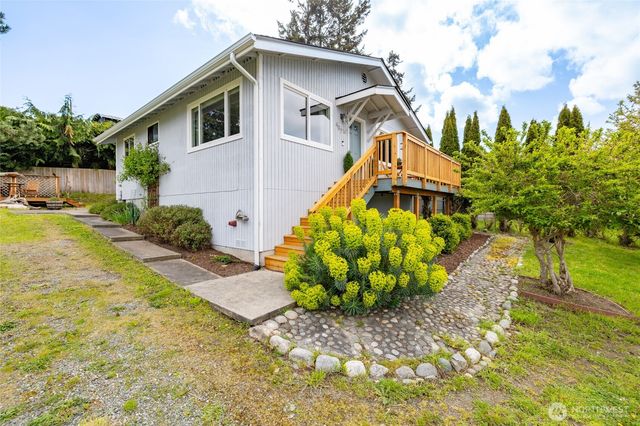407 NE 4th Street, Coupeville, WA 98239