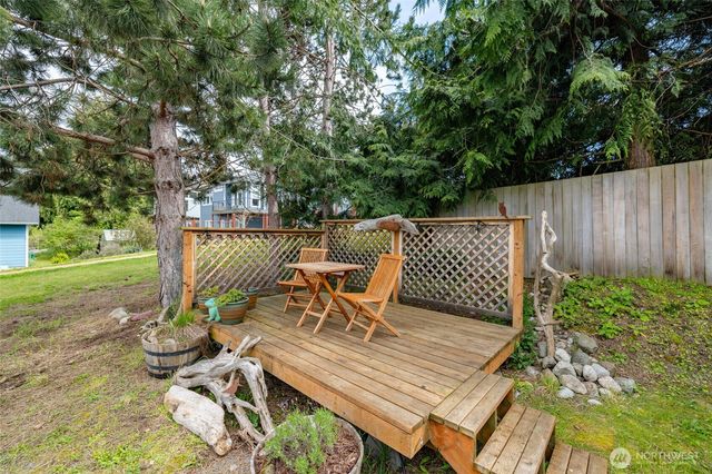 407 NE 4th Street, Coupeville, WA 98239