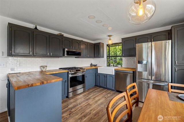 407 NE 4th Street, Coupeville, WA 98239