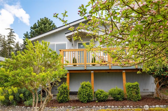 407 NE 4th Street, Coupeville, WA 98239