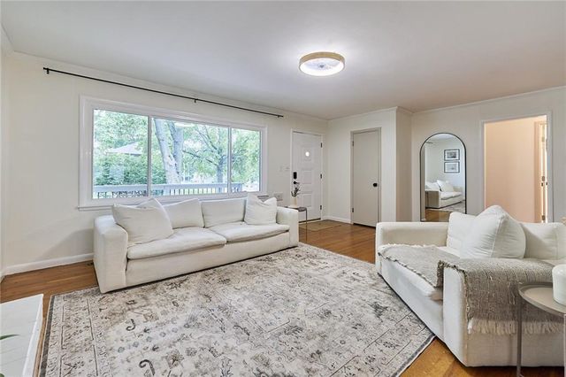 7414 W 55th Street, Overland Park, KS 66202