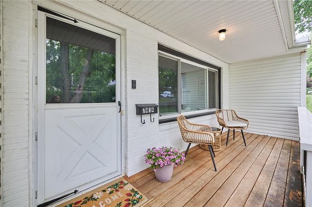 7414 W 55th Street, Overland Park, KS 66202