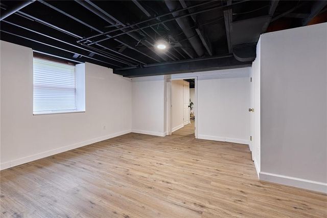 7414 W 55th Street, Overland Park, KS 66202