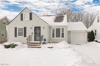 1304 Irene Road, Lyndhurst, OH 44124