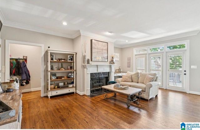 3813 CARISBROOKE CIRCLE, Hoover, AL 35226