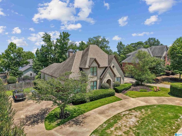 3813 CARISBROOKE CIRCLE, Hoover, AL 35226