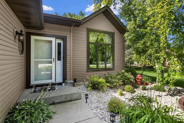 32925 49th STREET, Burlington, WI 53105