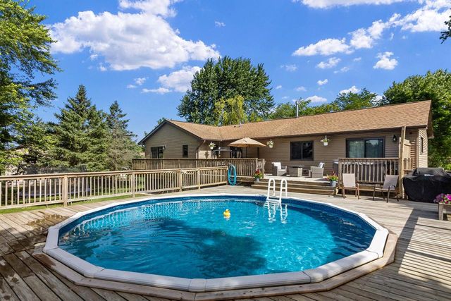 32925 49th STREET, Burlington, WI 53105