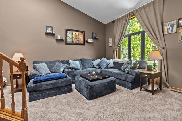 32925 49th STREET, Burlington, WI 53105