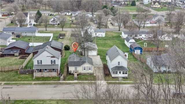 254 1st Street SE, Brewster, OH 44613