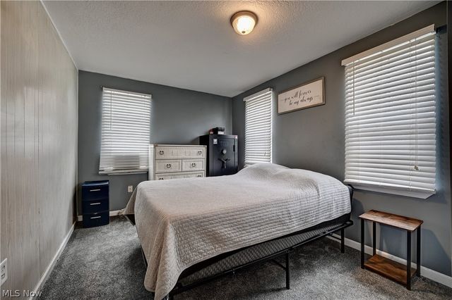 254 1st Street SE, Brewster, OH 44613