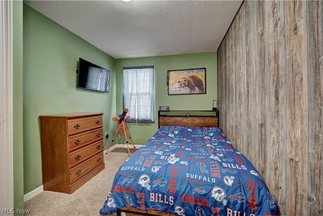 254 1st Street SE, Brewster, OH 44613