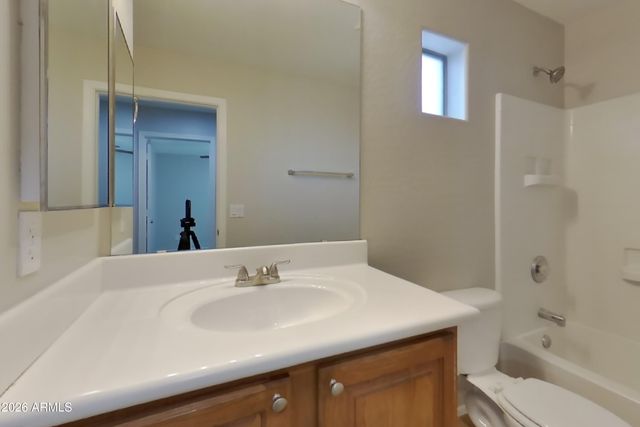 2546 W SAT NAM Way, Phoenix, AZ 85086