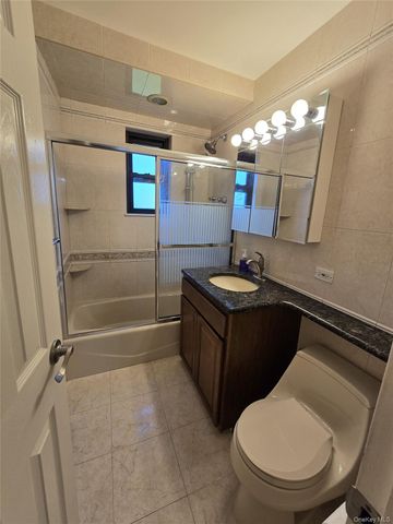 8606 155th Avenue 4, Howard Beach, NY 11414