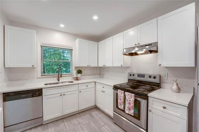 7500 Roswell Road 47, Atlanta, GA 30350