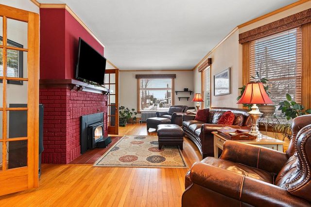 1407 Michigan AVENUE, Manitowoc, WI 54220