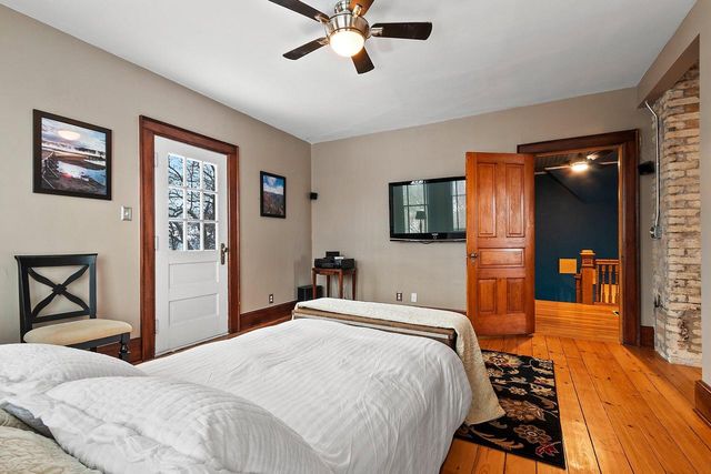 1407 Michigan AVENUE, Manitowoc, WI 54220