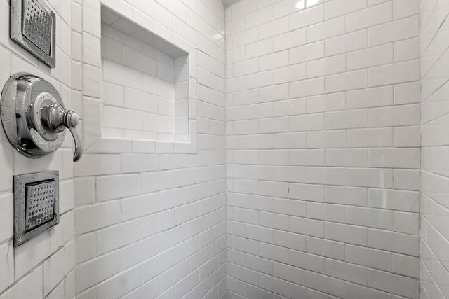 1407 Michigan AVENUE, Manitowoc, WI 54220