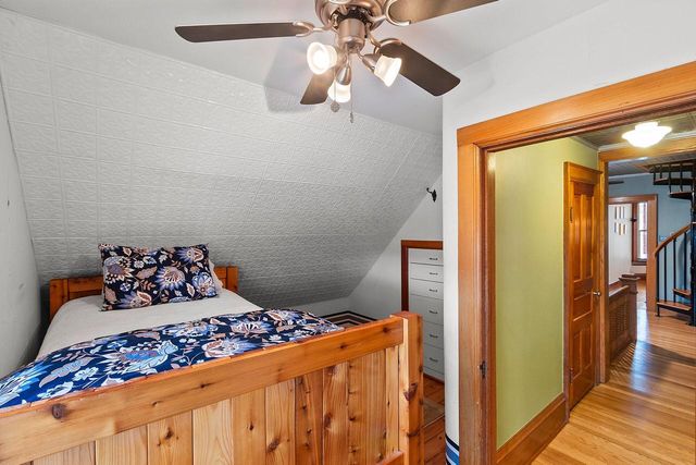 1407 Michigan AVENUE, Manitowoc, WI 54220