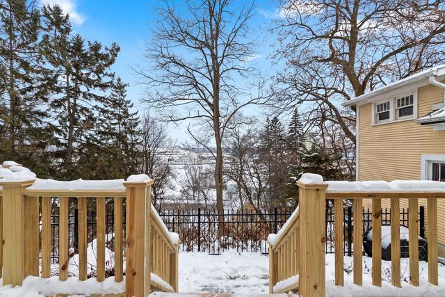 1407 Michigan AVENUE, Manitowoc, WI 54220