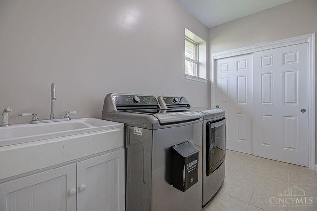 1399 Treaty Court, Hamilton, OH 45013