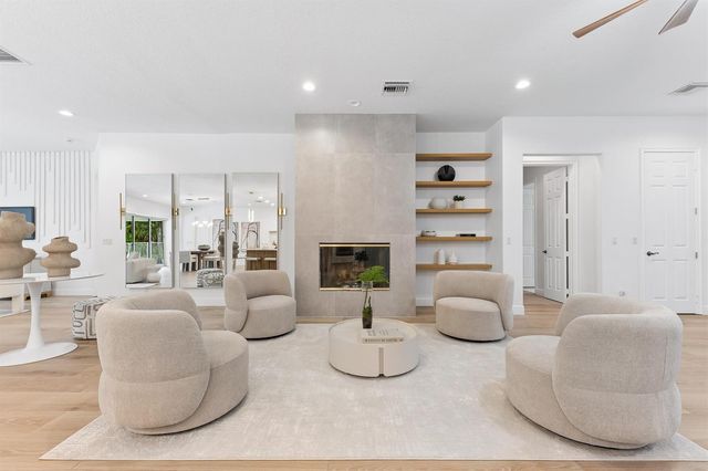 8717 Estate Drive, West Palm Beach, FL 33411