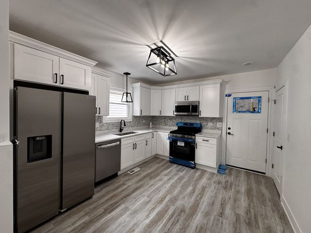 117 W 103rd Place, Chicago, IL 60628