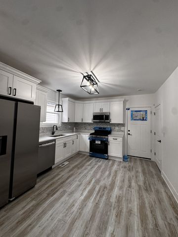 117 W 103rd Place, Chicago, IL 60628