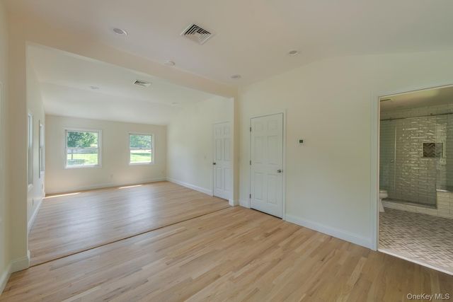 16 Trinity Place, Rhinebeck, NY 12572