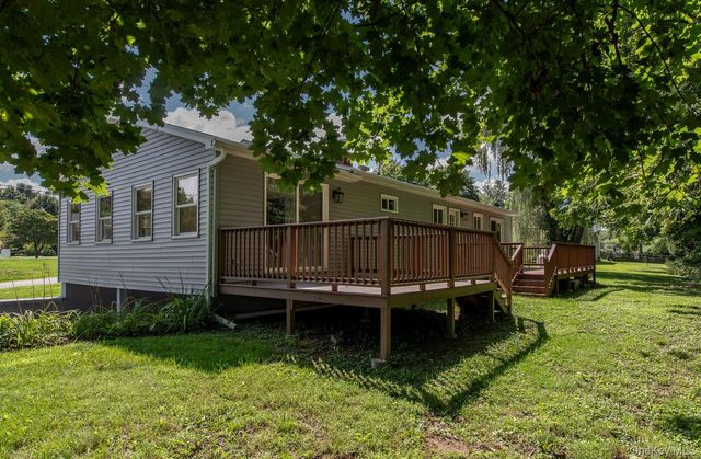 16 Trinity Place, Rhinebeck, NY 12572
