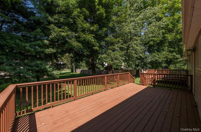 16 Trinity Place, Rhinebeck, NY 12572