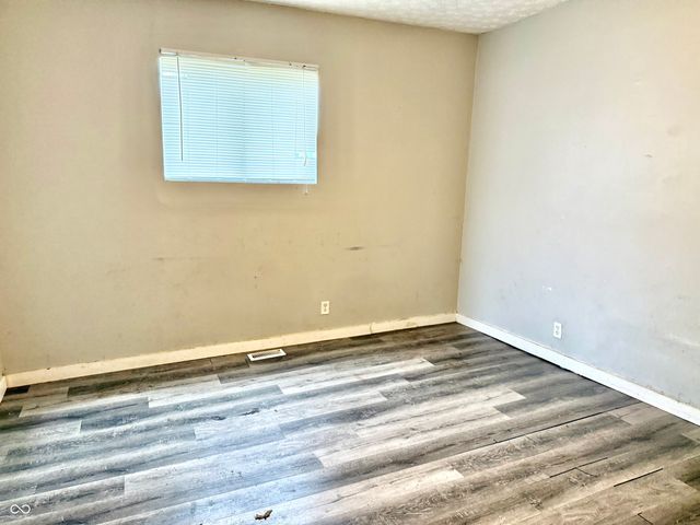 822 N Wolfe Street, Muncie, IN 47303