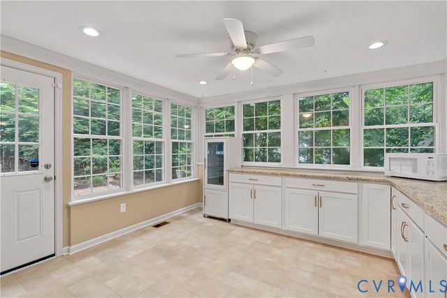 13113 Morning Hill Ln, Midlothian, VA 23112