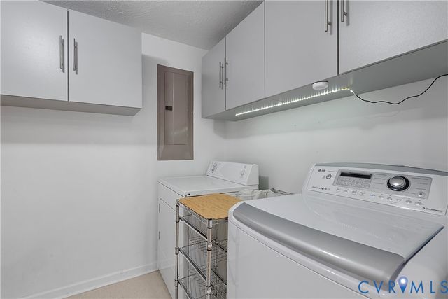 13113 Morning Hill Ln, Midlothian, VA 23112