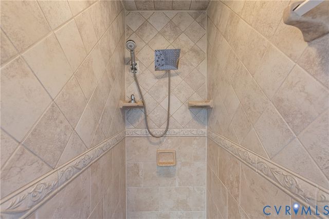13113 Morning Hill Ln, Midlothian, VA 23112