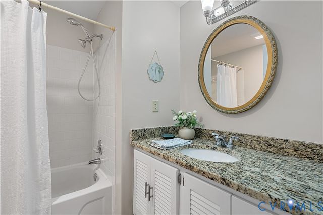 13113 Morning Hill Ln, Midlothian, VA 23112