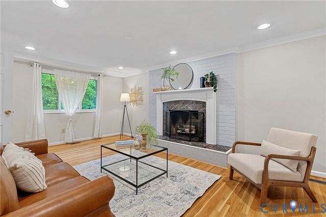 13113 Morning Hill Ln, Midlothian, VA 23112