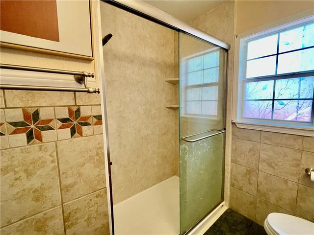 1242 Cambridge Dr, Corpus Christi, TX 78404