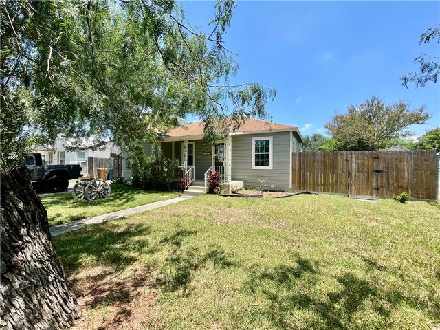 1242 Cambridge Dr, Corpus Christi, TX 78404