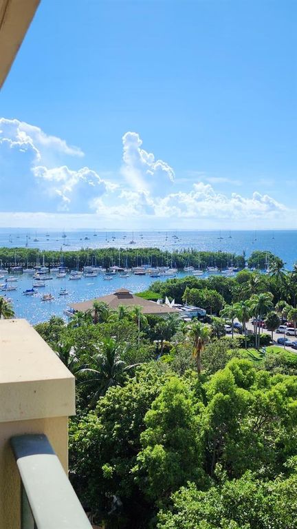 2951 S Bayshore Dr 1012, Miami, FL 33133