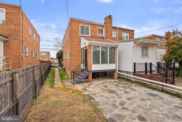 6328 NORTH CAPITOL ST NW, Washington, DC 20011