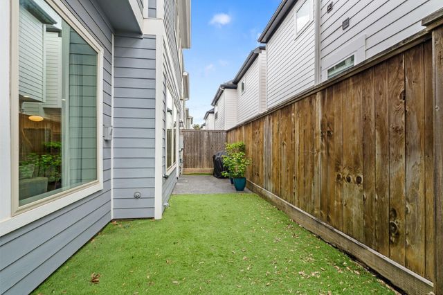 8904 Aventino Way, Houston, TX 77080
