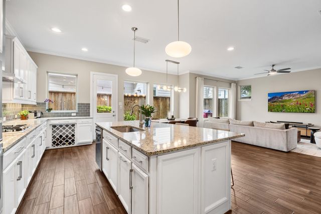 8904 Aventino Way, Houston, TX 77080