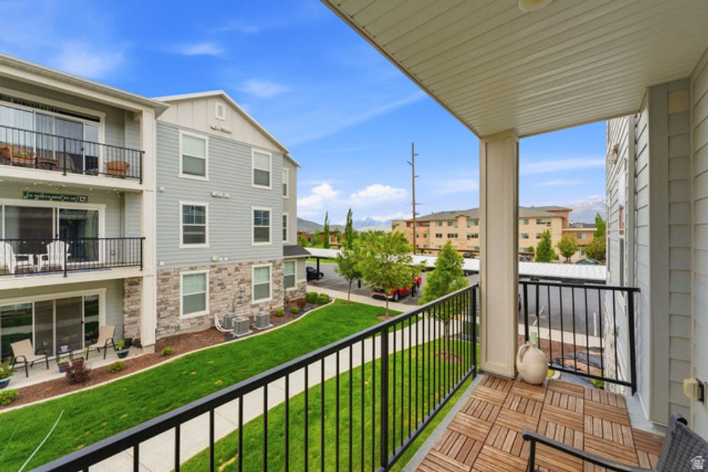 Image 14 of property listing at 1128 S 820 E #5-204, Heber City, UT 84032