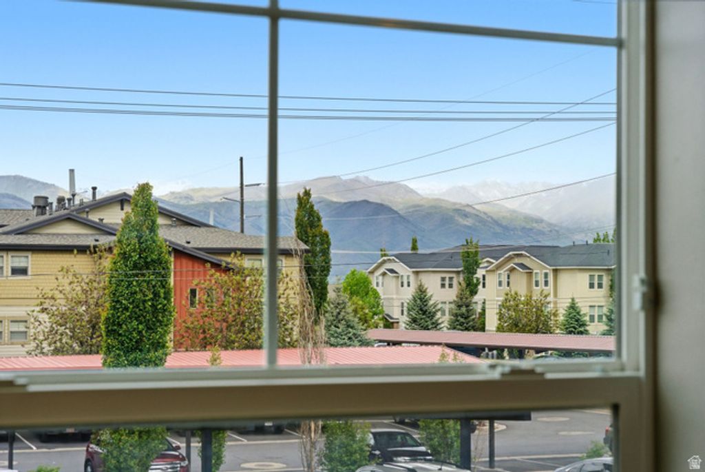Image 20 of property listing at 1128 S 820 E #5-204, Heber City, UT 84032