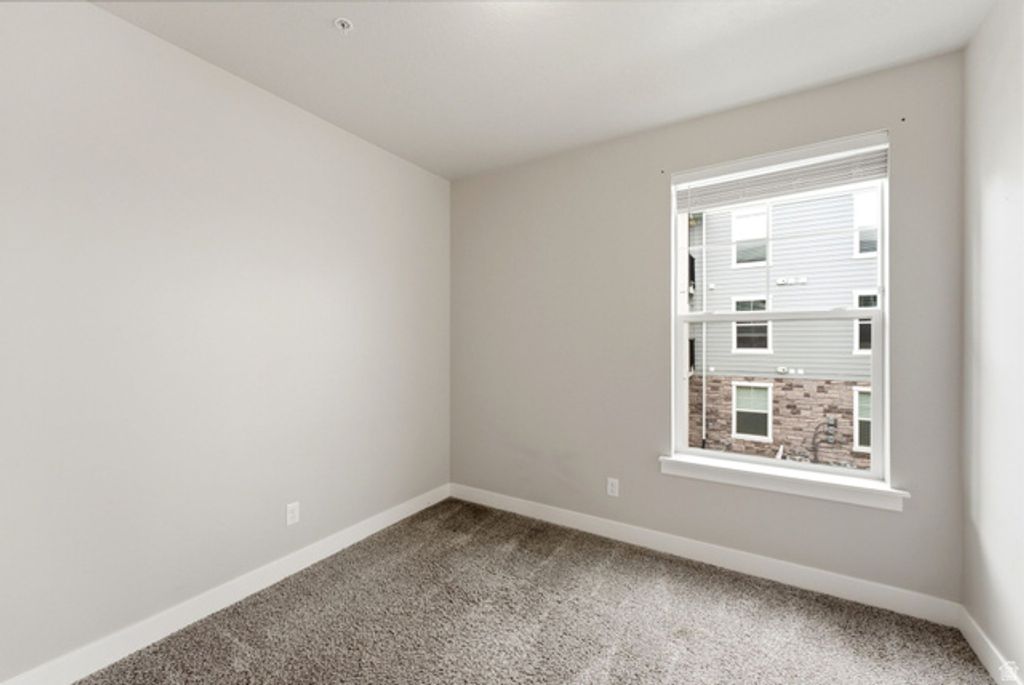 Image 24 of property listing at 1128 S 820 E #5-204, Heber City, UT 84032