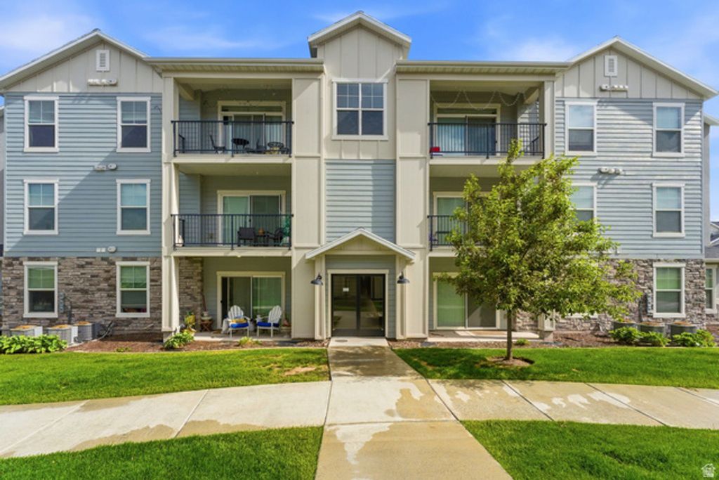 Image 30 of property listing at 1128 S 820 E #5-204, Heber City, UT 84032