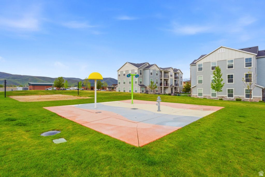 Image 39 of property listing at 1128 S 820 E #5-204, Heber City, UT 84032