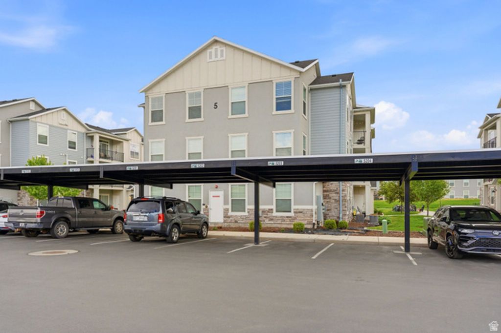 Image 40 of property listing at 1128 S 820 E #5-204, Heber City, UT 84032