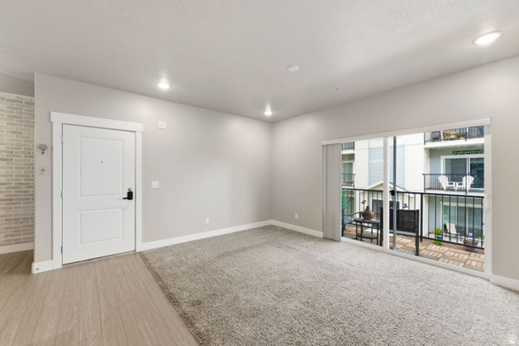 Image 5 of property listing at 1128 S 820 E #5-204, Heber City, UT 84032